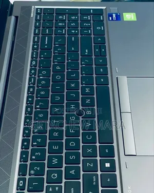 New Laptop HP ZBook 14 32GB Intel Core I7 SSD 512GB