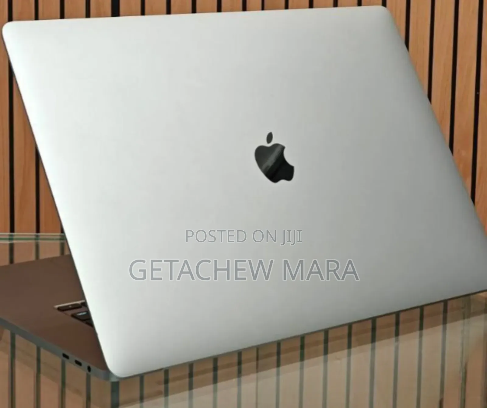 New Laptop Apple MacBook Pro 2019 16GB Intel Core I7 SSD 512GB