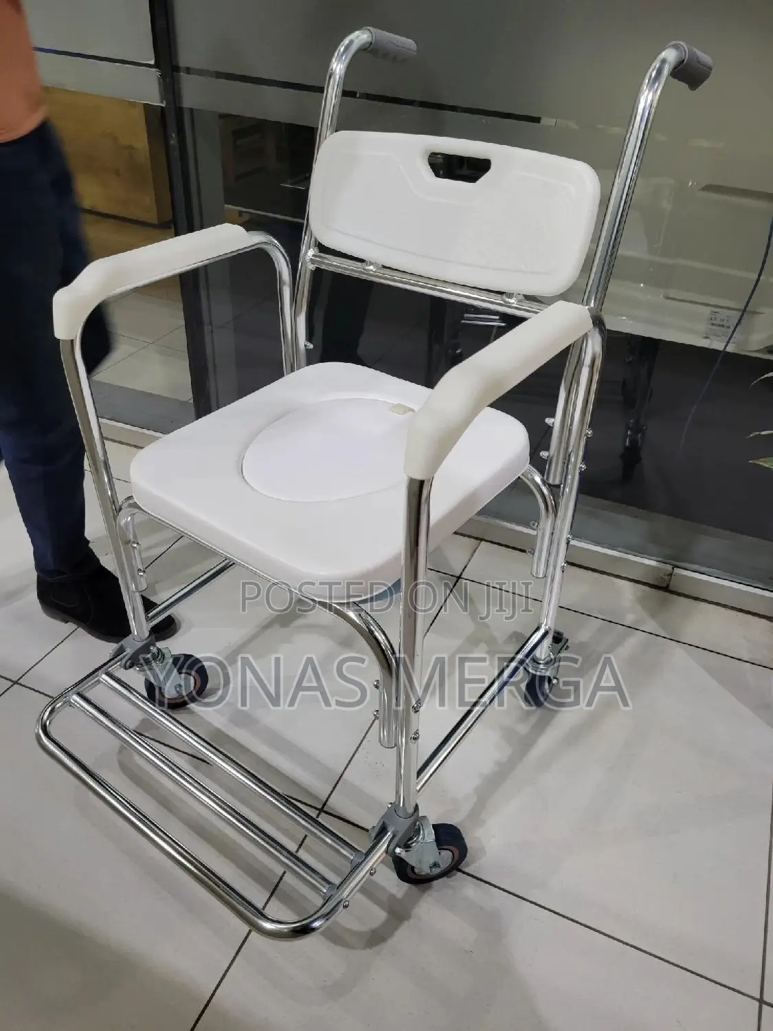 የአረጋዉያን የፖፖ ቼር