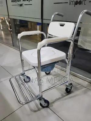 Photo - Toilet Chair魯驁pot=Multiple Functionality凸囗can Be Sued as a Wheelchair