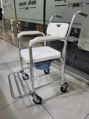 Photo - Wheeled Chair節⩩Toilet Chair麁§Additionally, the Original Bucket