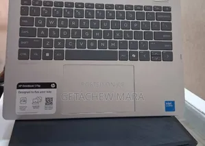New Laptop HP OmniBook 5 Flip 16GB Intel Core I7 SSD 1T