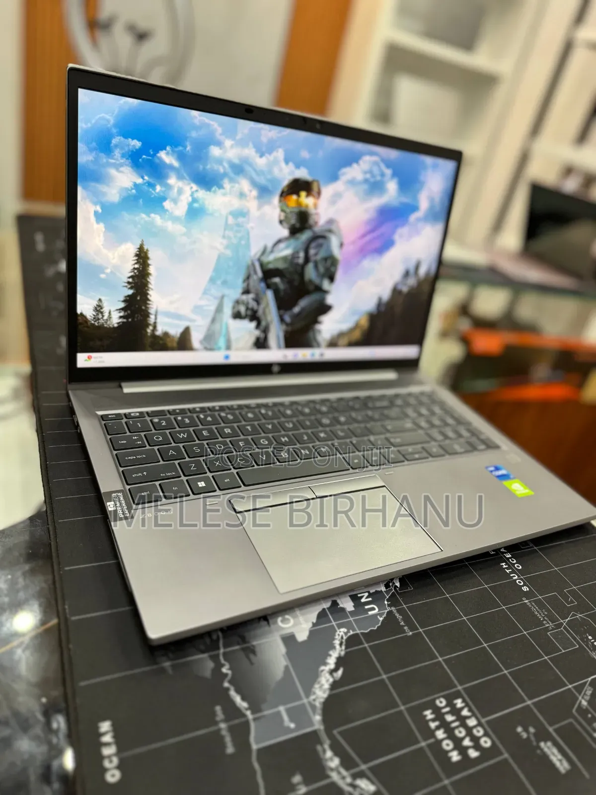 New Laptop HP ZBook Firefly G8 16GB Intel Core I7 SSD 512GB