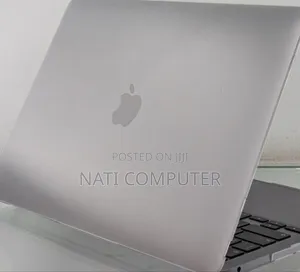 New Laptop Apple MacBook Air 2022 M2 8GB Intel Core I7 SSD 256GB