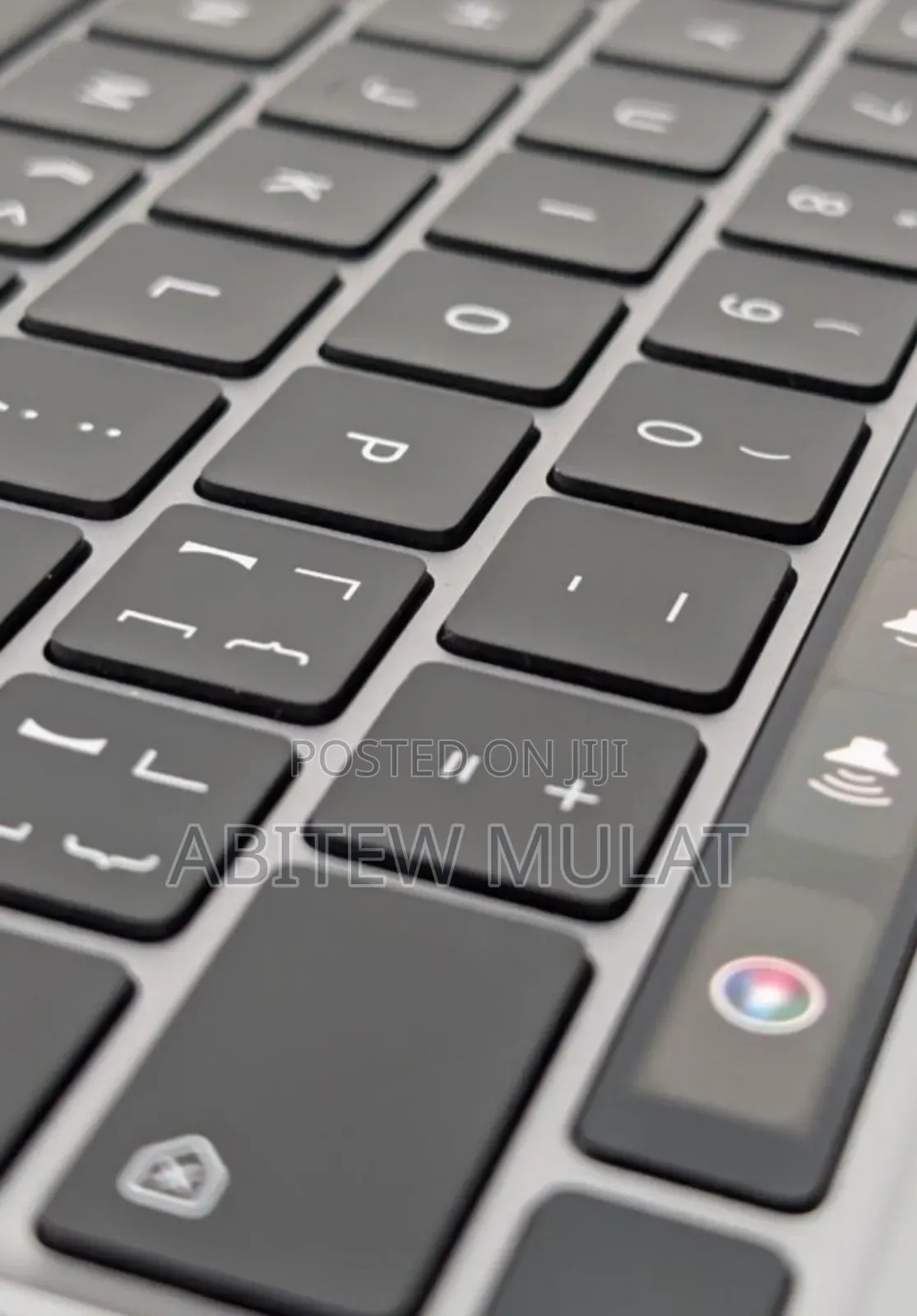 New Laptop Apple MacBook Pro 2022 M2 8GB Apple M2 SSD 256GB