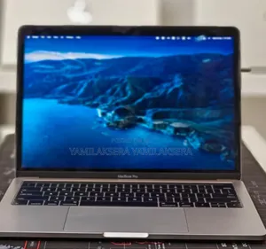 Photo - New Laptop Apple MacBook Pro 2016 16GB Intel Core I7 SSD 512GB