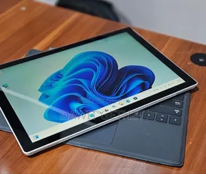 New Laptop Microsoft Surface Pro 7 8GB Intel Core I5 SSD 128GB