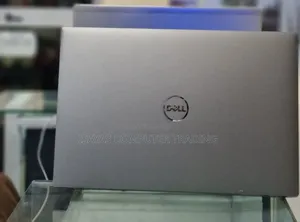 Photo - New Laptop Dell Precision 5570 16GB Intel Core I7 SSD 512GB