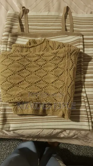 Women's Fasion Cloths on Hand