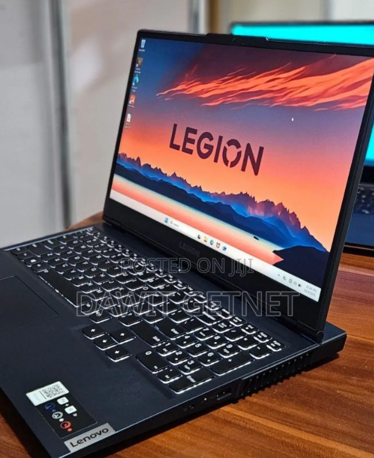 New Laptop Lenovo Legion 5 16GB AMD Ryzen 5 SSD 512GB