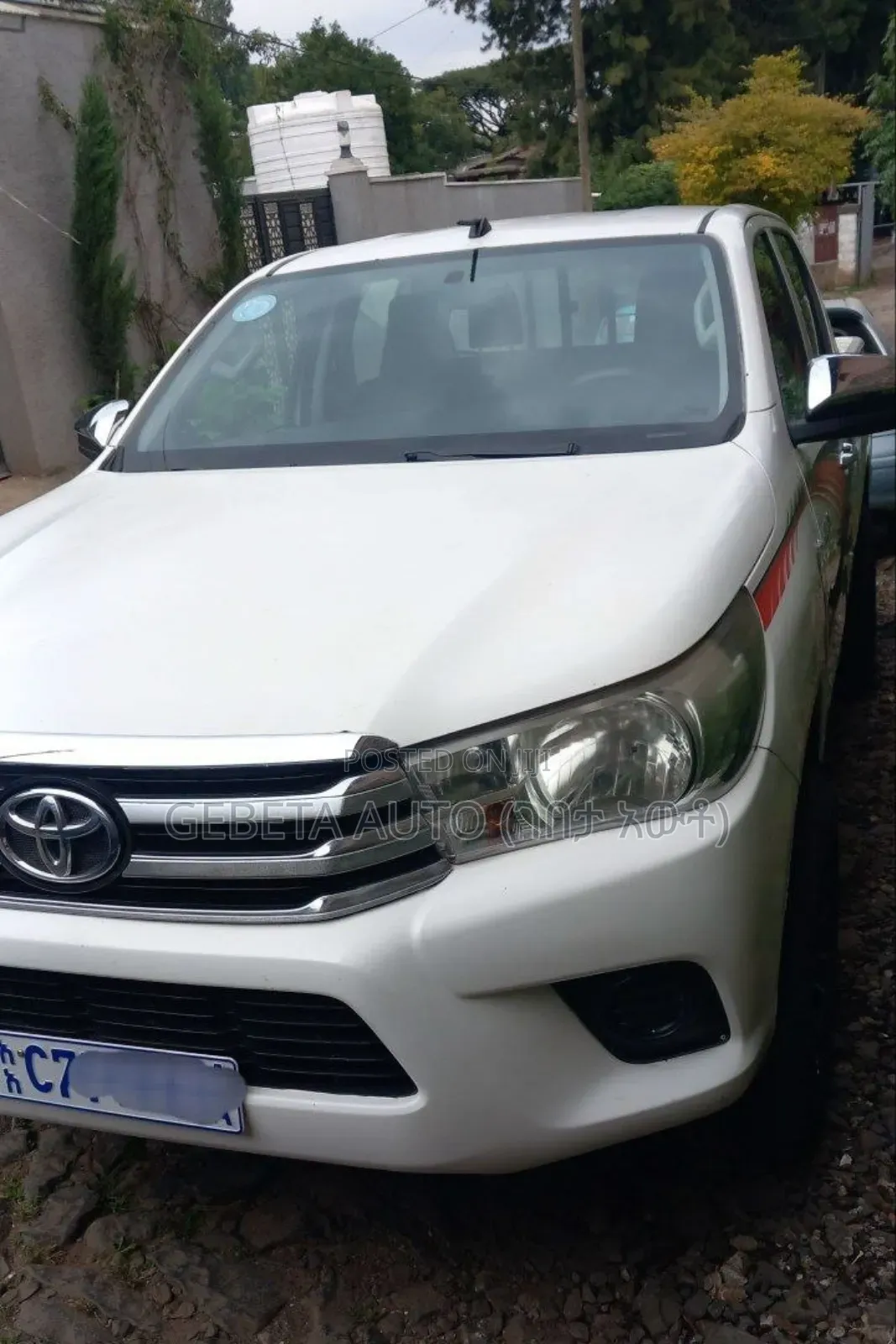 Toyota Hilux Revo Double Cab Deisel 2.4 RWD 2016 White