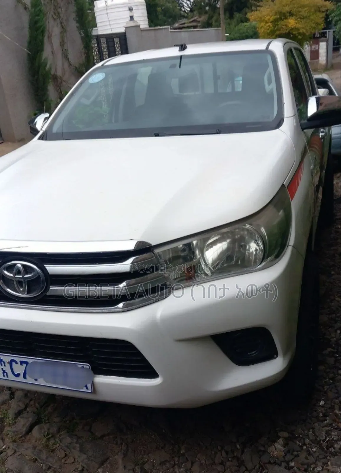 Toyota Hilux Revo Double Cab Deisel 2.4 RWD 2016 White