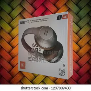 Photo - JBL Tune 901: Hear the Passion, Feel the Power.
