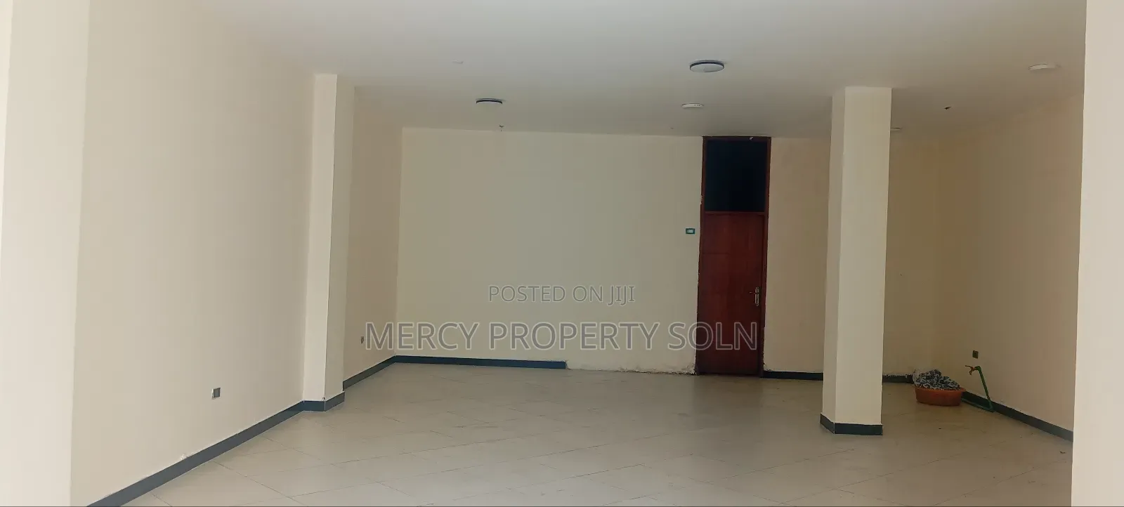 Warehouse for Rent የሚከራይ ስቶር