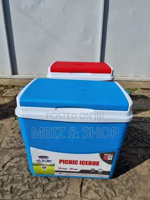 Icebox or Ice Jar (Made in Uae)