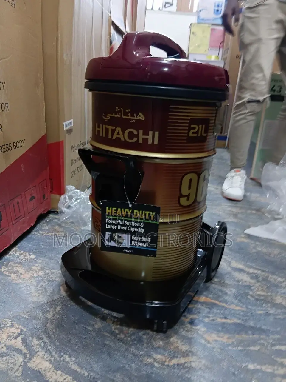 Hitachi 21l Vacuum Cleaner