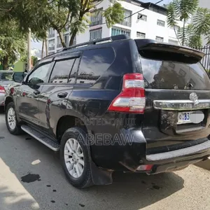 Toyota Land Cruiser 2014 Black