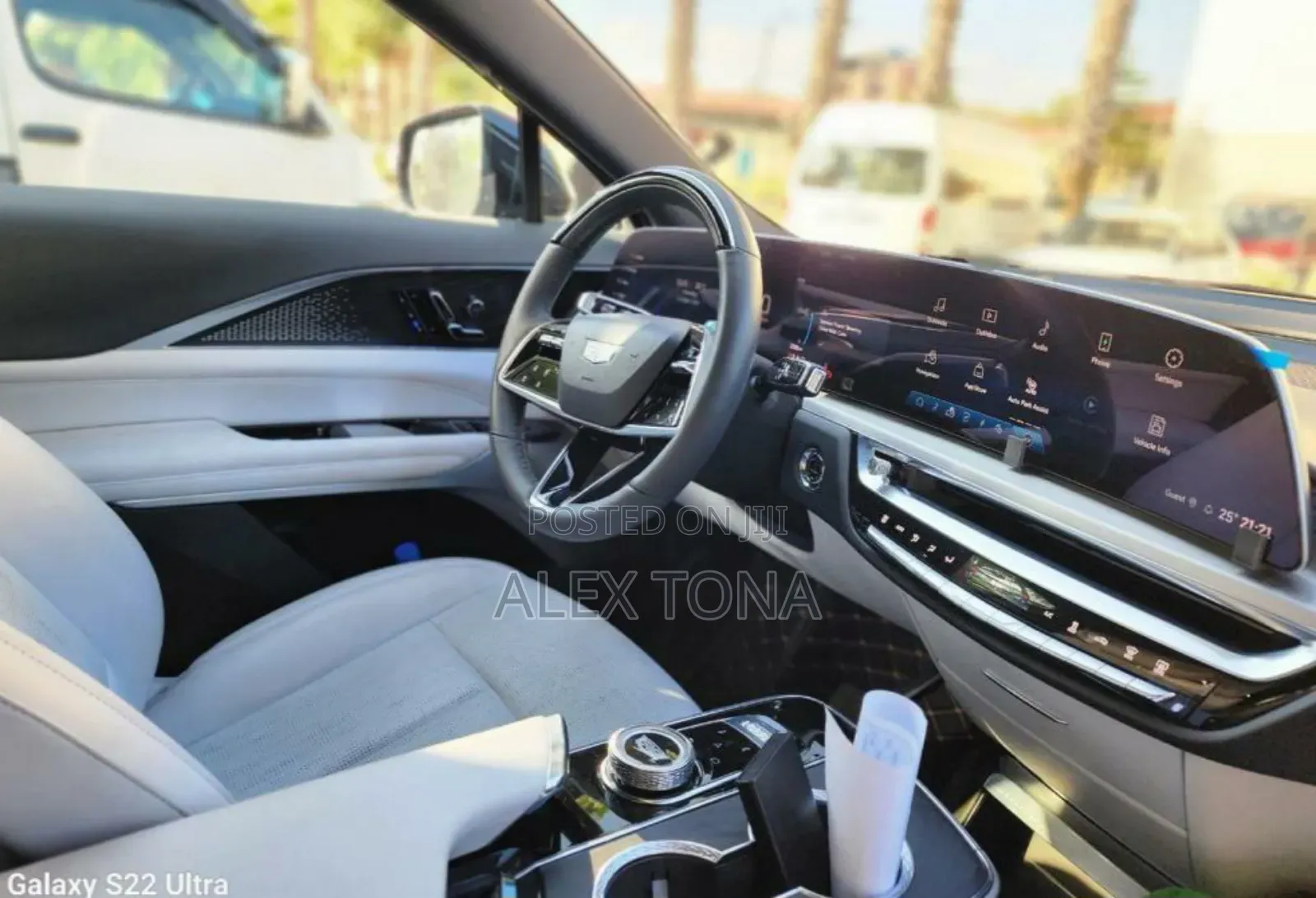 Cadillac Lyriq 2023 Gray