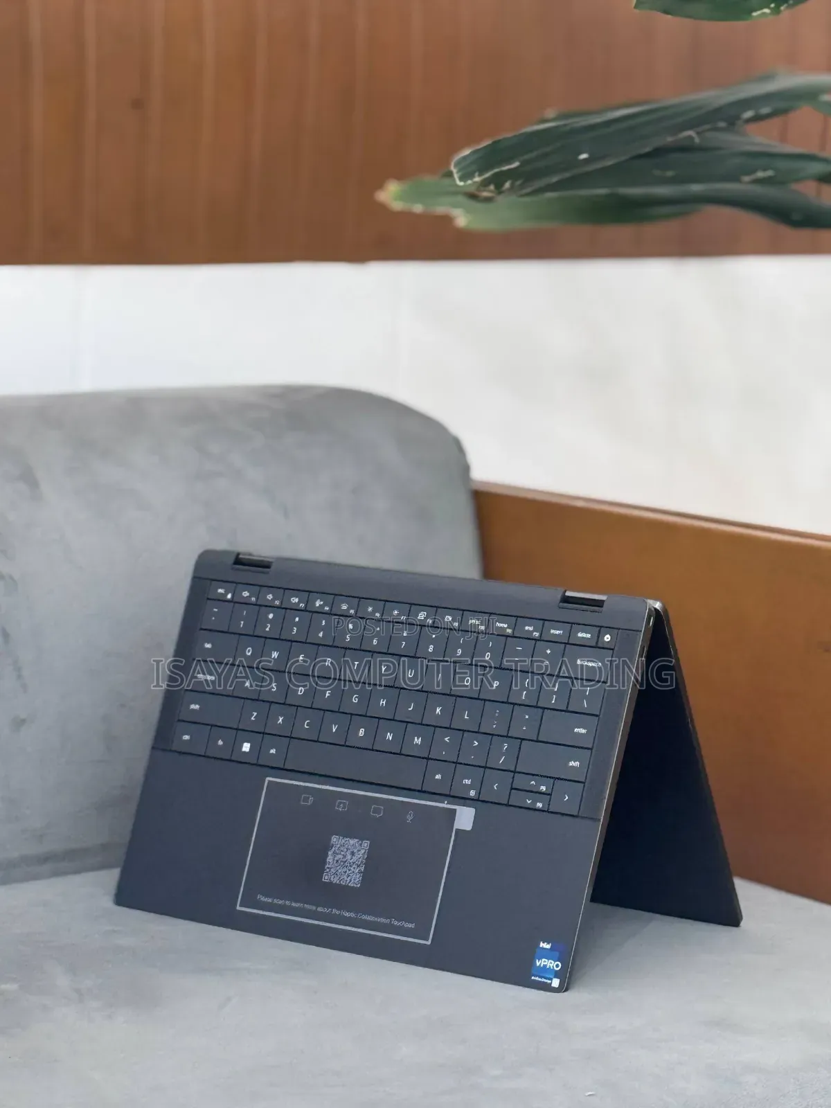 New Laptop Dell Latitude 9440 16GB Intel Core I7 SSD 512GB