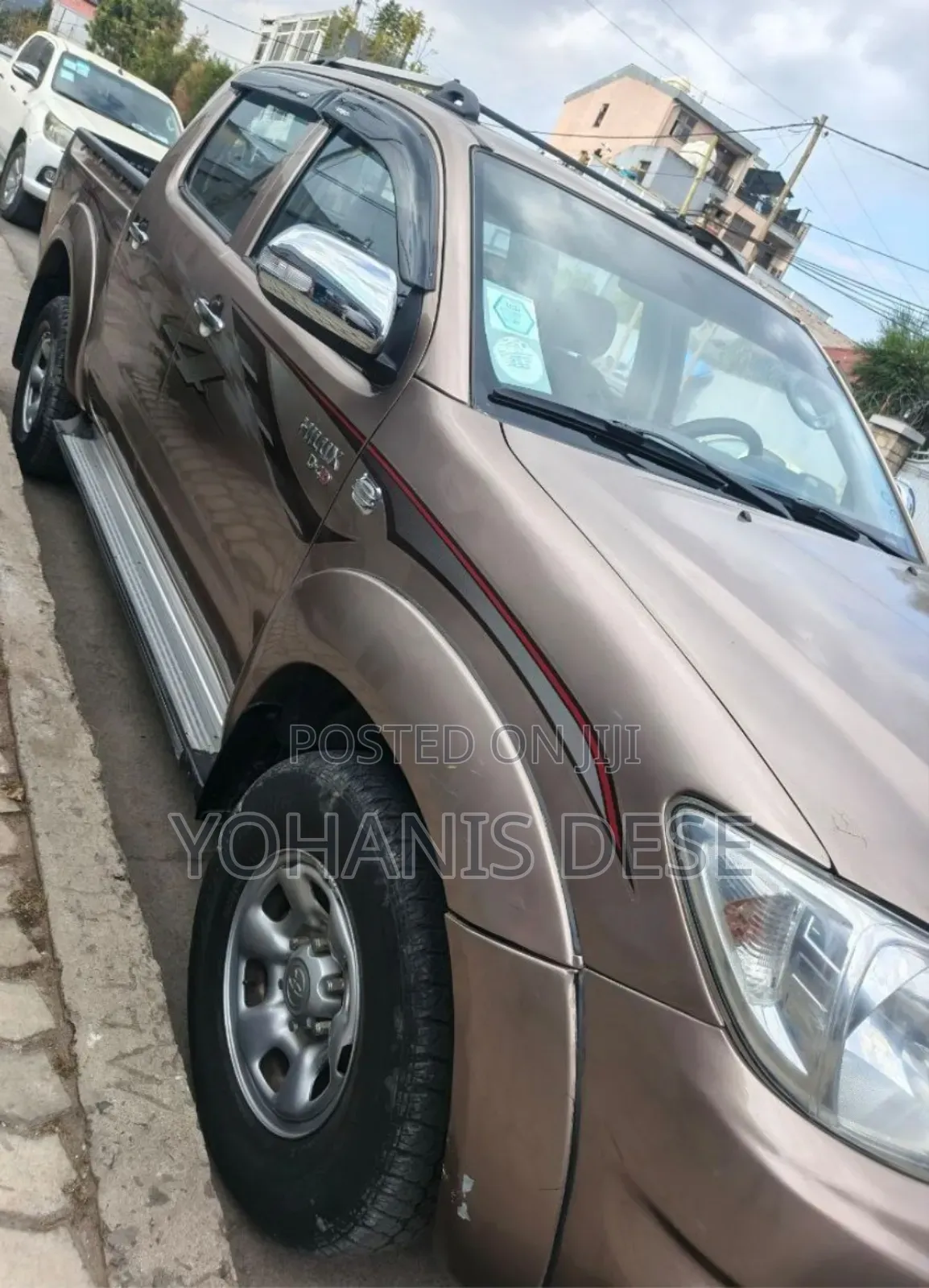 Toyota Hilux 2010 Brown