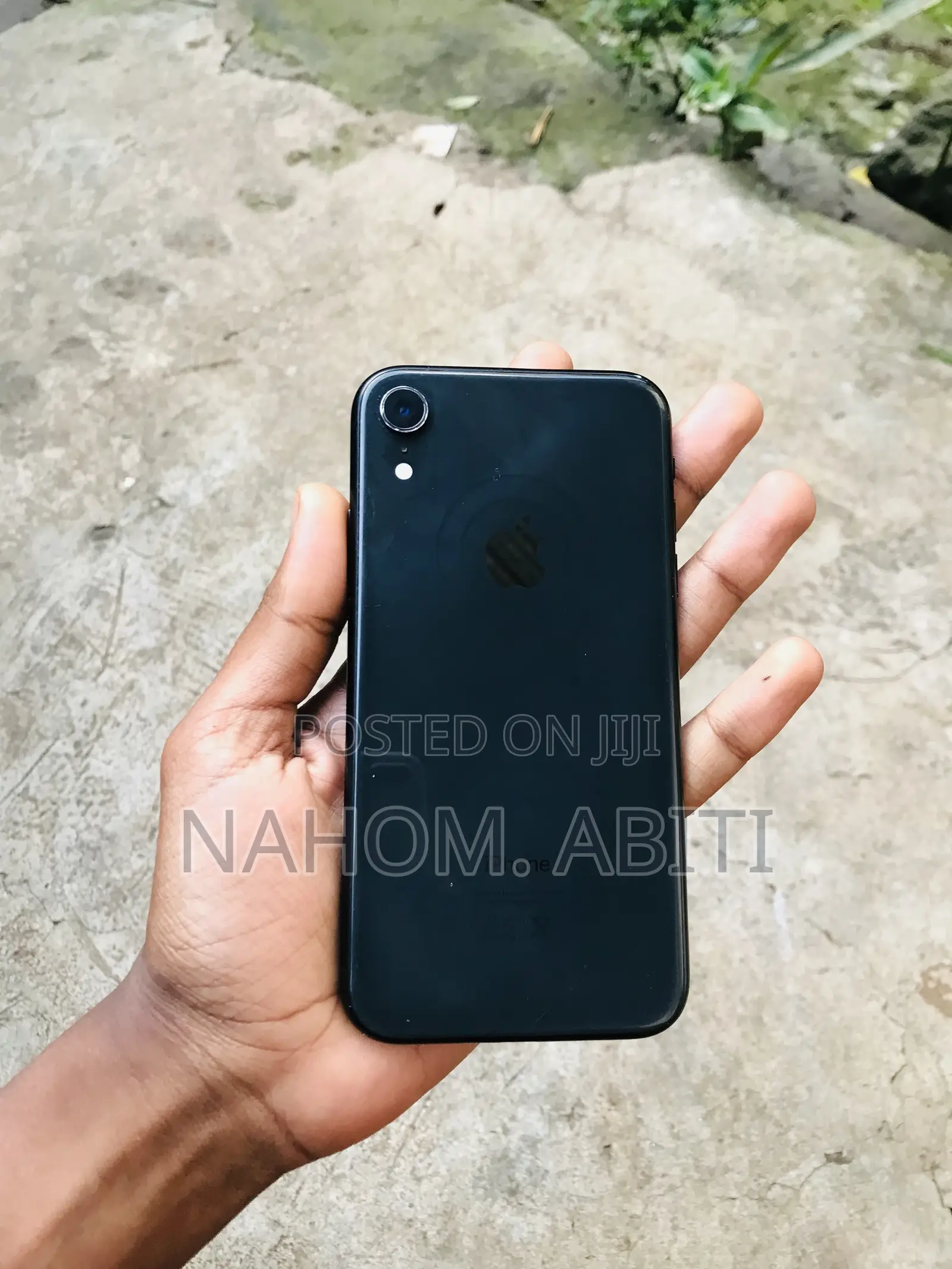Apple XR 128 GB Black
