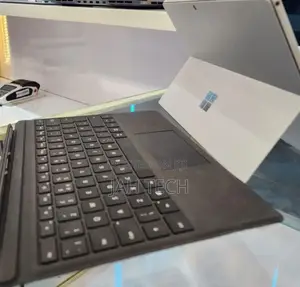 New Laptop Microsoft Surface 16GB Intel Core I5 SSD 256GB