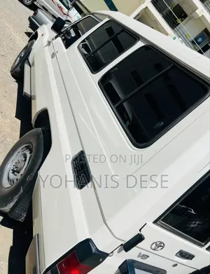 Toyota Land Cruiser 2018 White