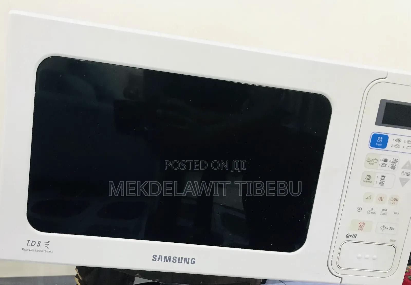 Samsung 40l Microwave Oven With Grill- 40l (Excellent Condition)