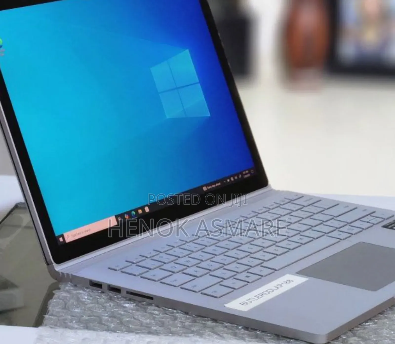 New Laptop Microsoft Surface 16GB Intel Core I7 SSD 256GB