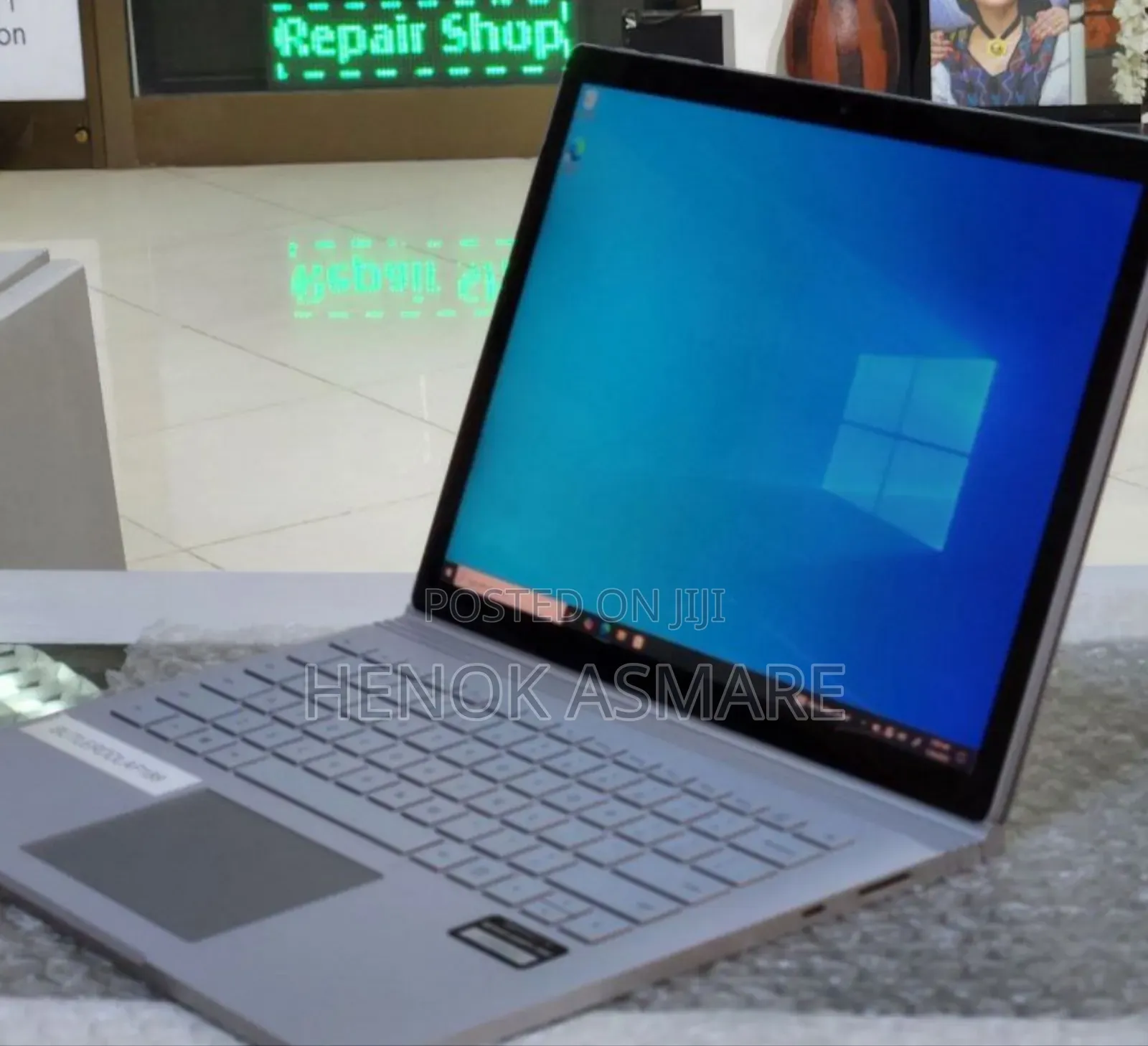 New Laptop Microsoft Surface 16GB Intel Core I7 SSD 256GB