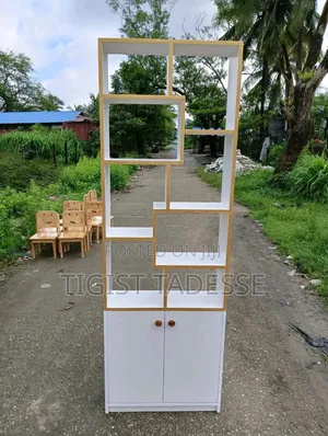 Shelves With Different Size and Design ሼልፎች በተለያዩ ዲዛይን ለቡቲክ, ለ Office