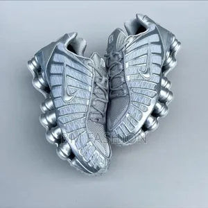 Nike Shox Tl Low-Top Sneakers on Sale