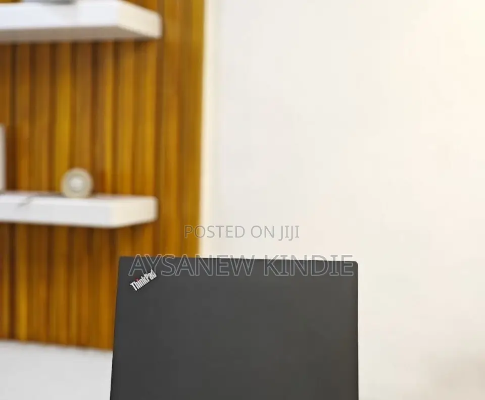 New Laptop Lenovo Thinkpad P14s 16GB AMD Ryzen 7 SSD 512GB