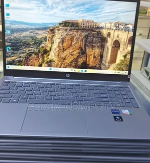 New Laptop HP Stream Notebook 16GB Intel Core I7 SSD 1T