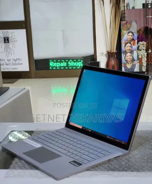New Laptop Microsoft Surface Book 3 16GB Intel Core I7 SSD 256GB