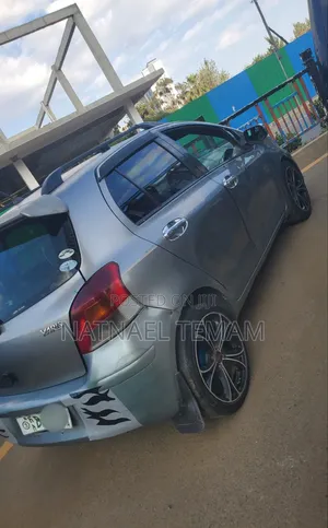 Toyota Yaris 2010 Blue