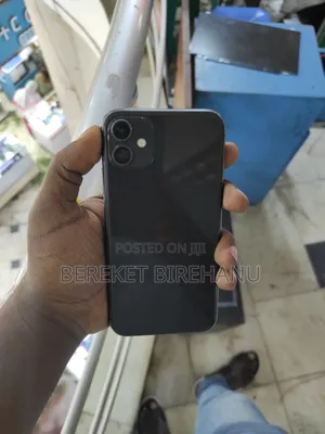 Apple iPhone 11 64 GB Black