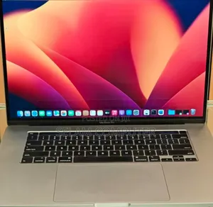 New Laptop Apple MacBook Pro 2019 16GB Intel Core I7 SSD 512GB