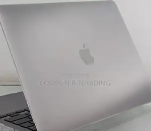New Laptop Apple MacBook Pro 2022 M2 8GB Apple M2 SSD 256GB