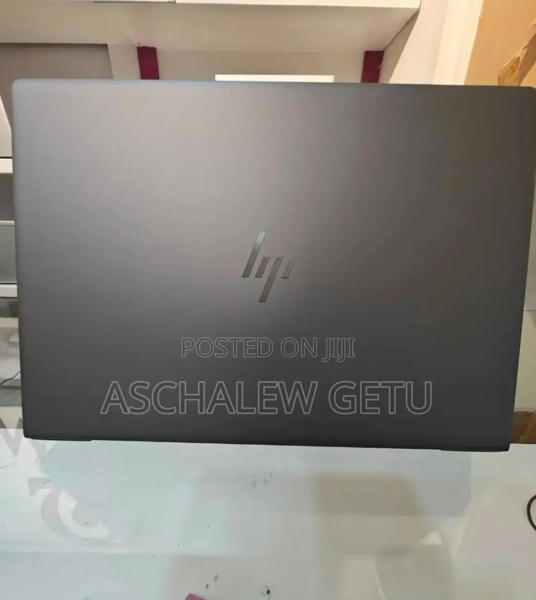 New Laptop HP ZBook 15 G5 8GB Intel Core I5 SSD 512GB