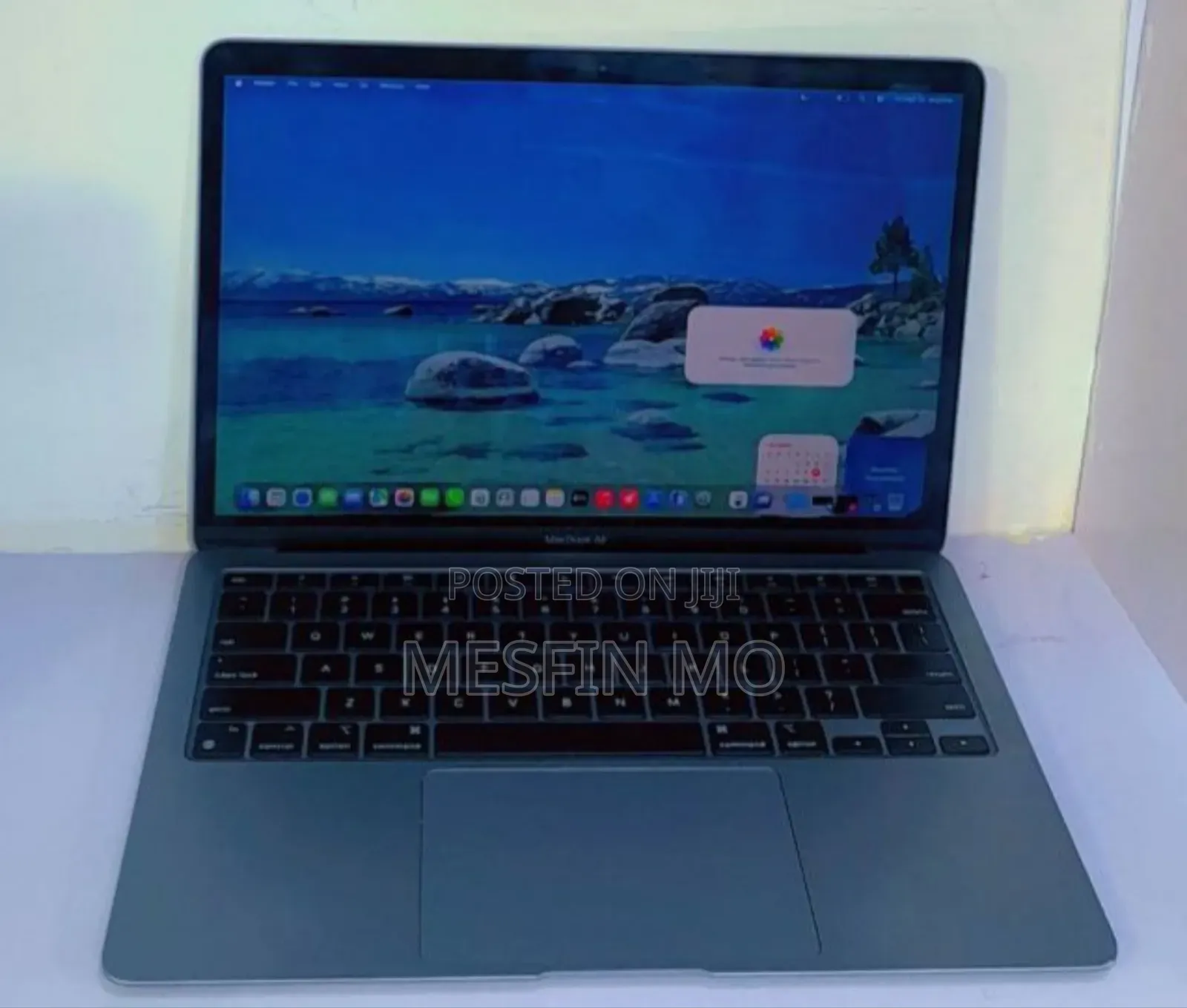 New Laptop Apple MacBook Air 2020 M1 8GB Apple M1 SSD 256GB