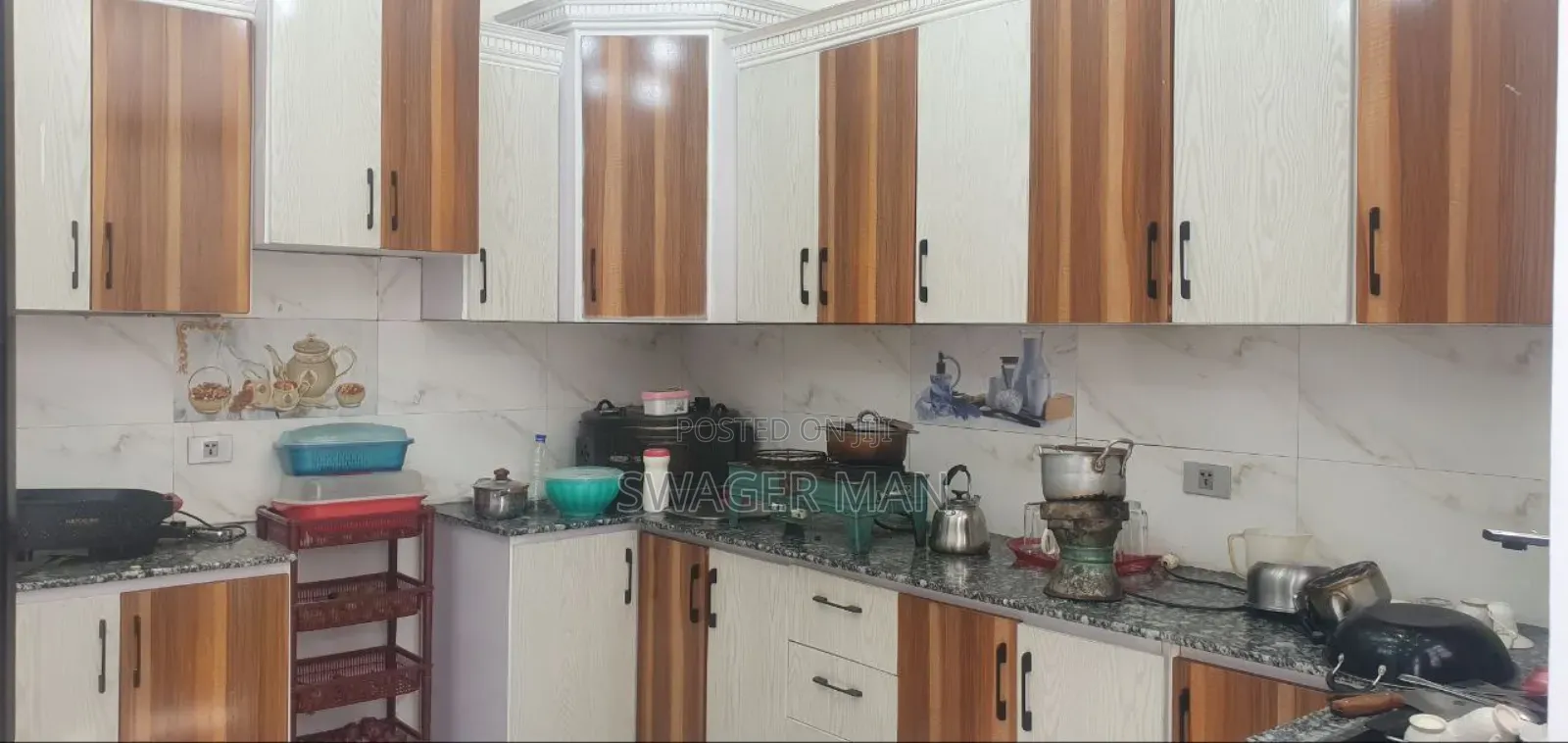 Furnished 6bdrm Villa in Lege Tafo, Yeka for sale