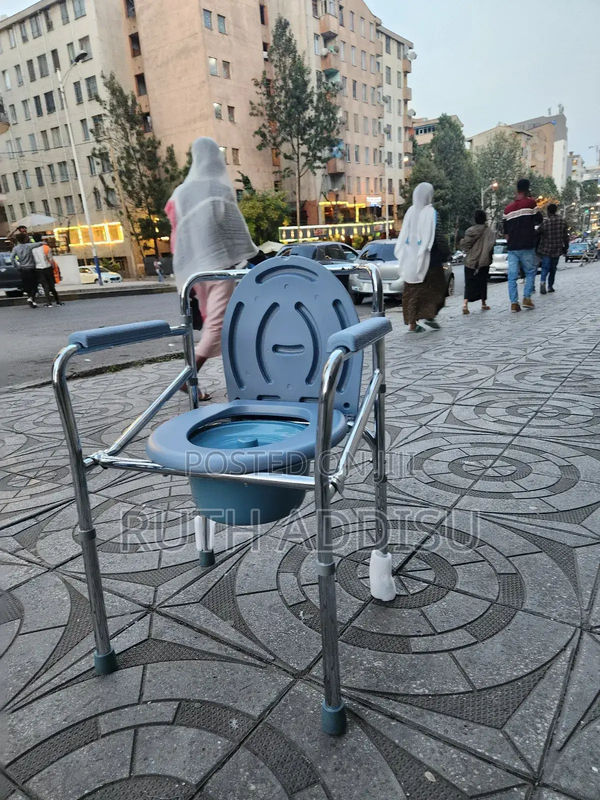 Commode Chair輕微commode Chair鳵你toilet Chair Commode Medical腕表popo Chair