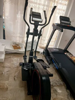 Cross Trainer