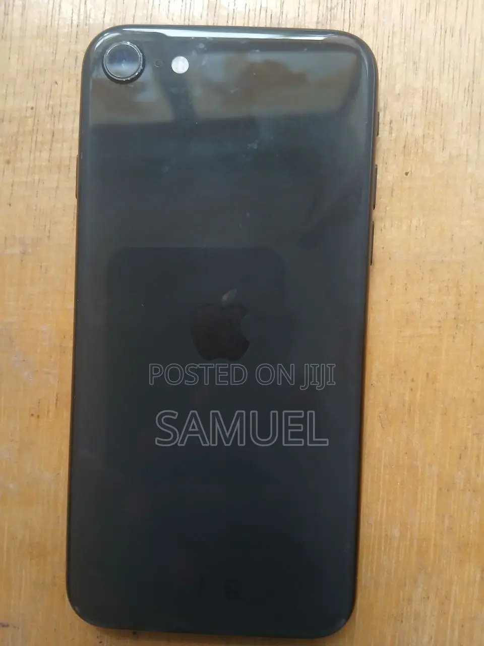 Apple iPhone SE (2020) 64 GB Black