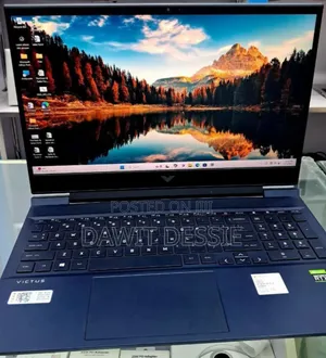 New Laptop HP 16GB Intel Core I7 SSD 512GB