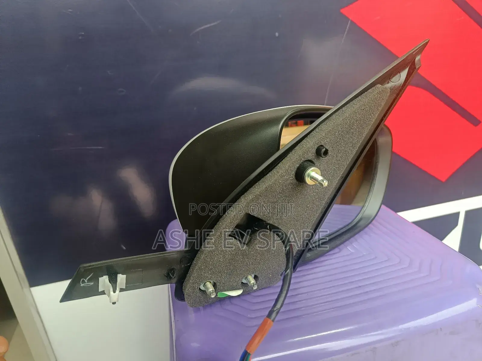 Suzuki Dzire Side Mirror (የጎን ስፖክዮ)
