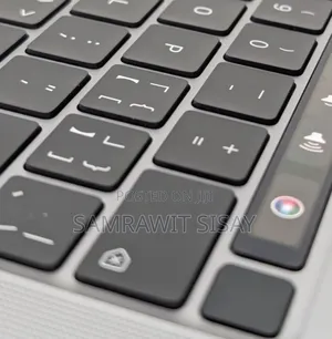 New Laptop Apple MacBook Pro 2022 M2 8GB Apple M2 SSD 256GB