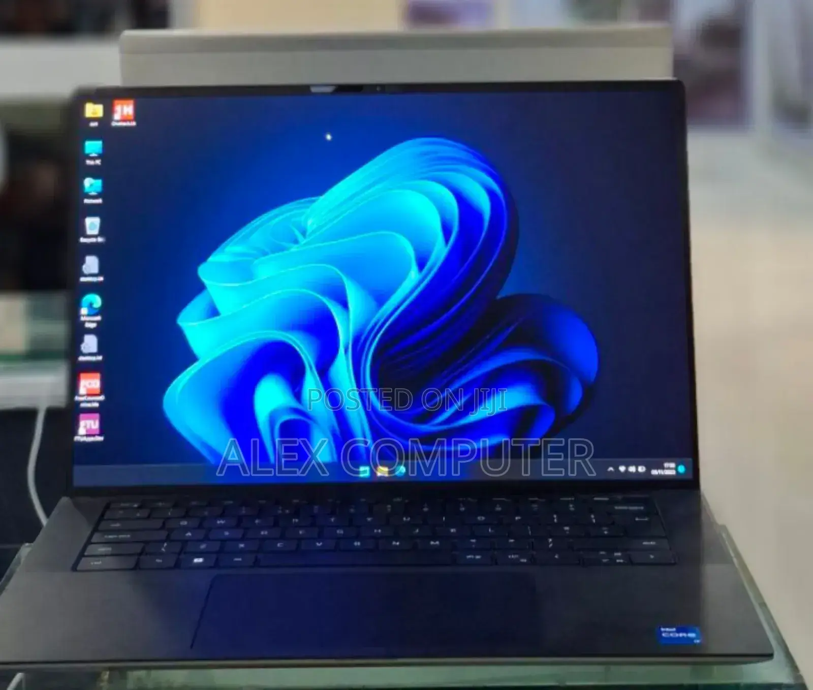 New Laptop Dell Precision 5570 16GB Intel Core I7 SSD 512GB