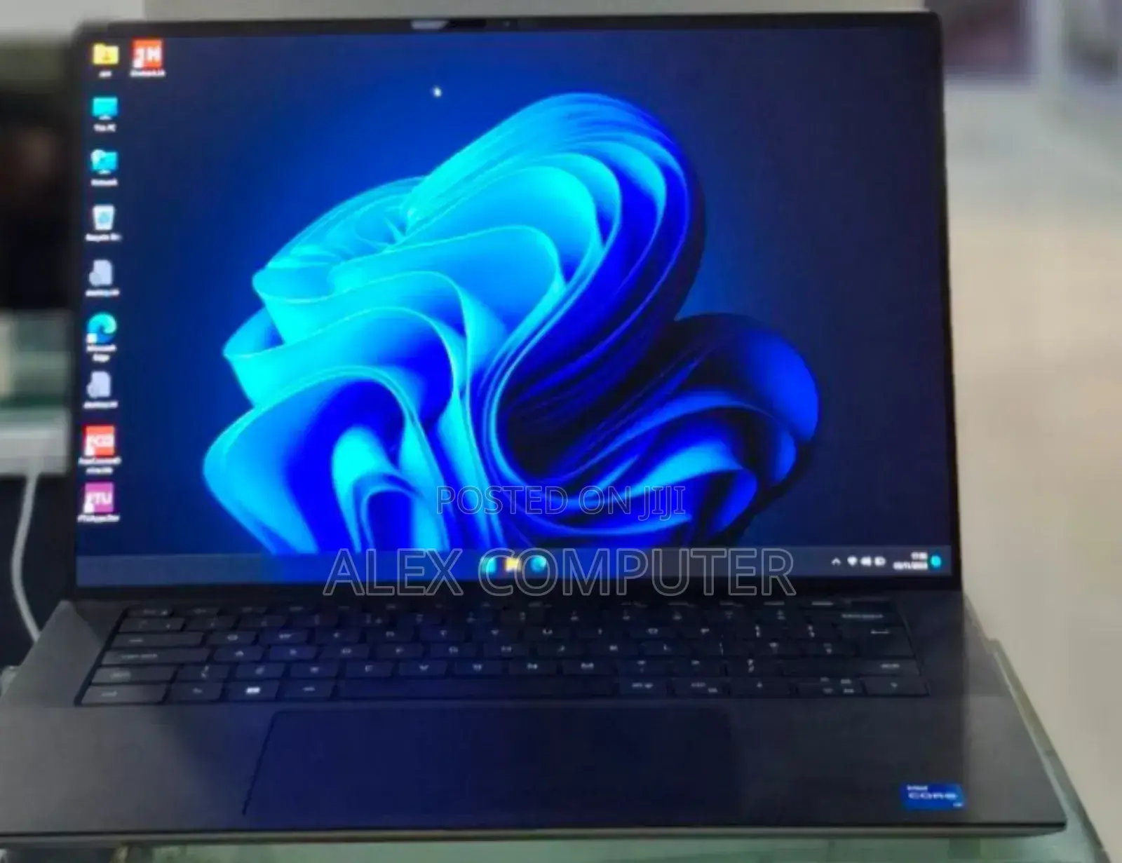 New Laptop Dell Precision 5570 16GB Intel Core I7 SSD 512GB